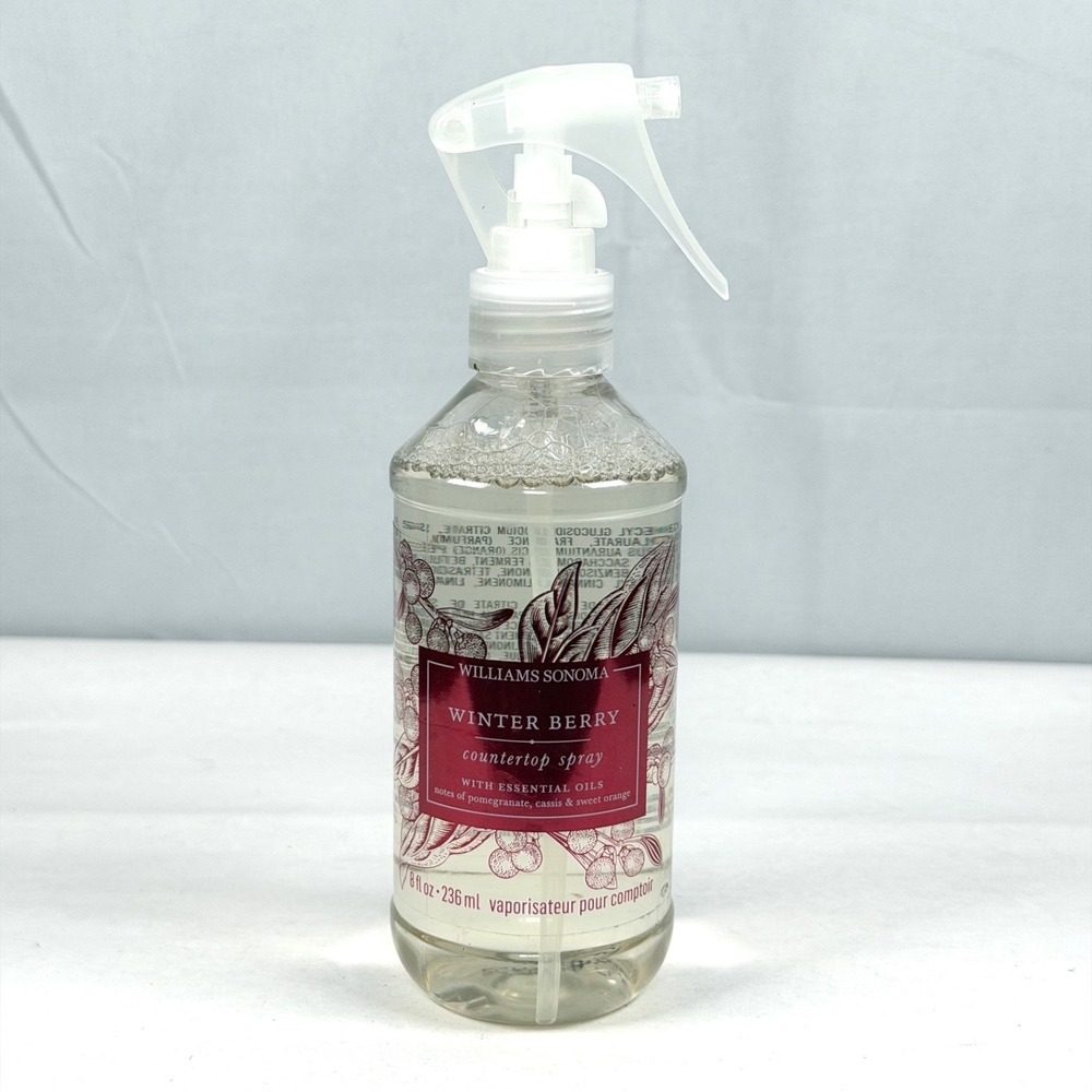 Williams Sonoma Winter Berry Countertop Spray  8oz / New / Discontinued Scent